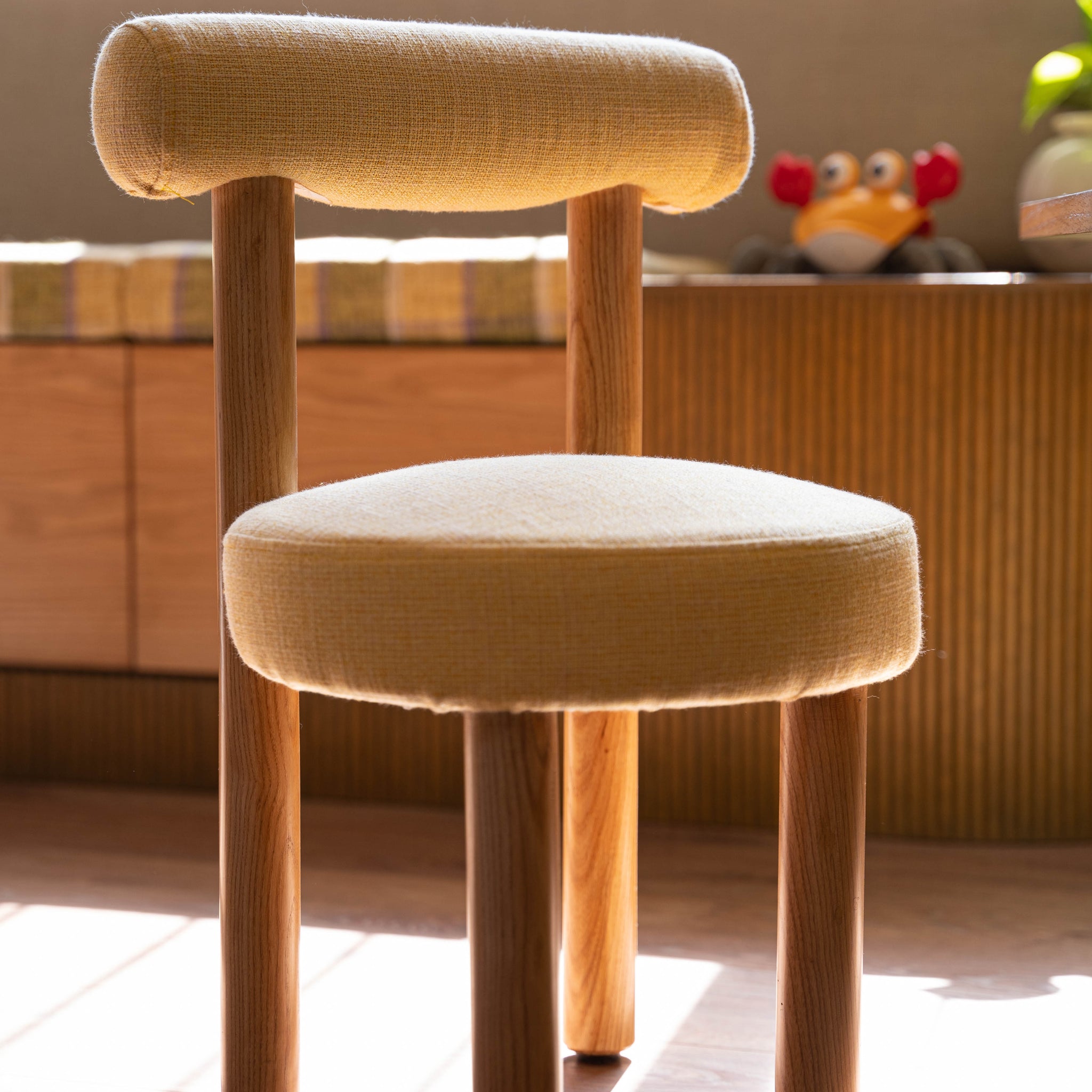 ZEE CHAIR