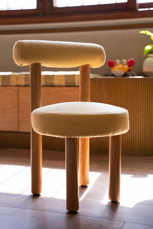 ZEE CHAIR