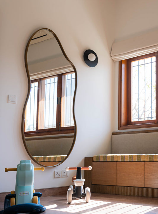 PUDDLE MIRROR