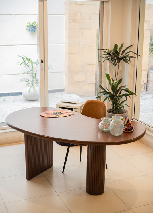 Kidney Desk