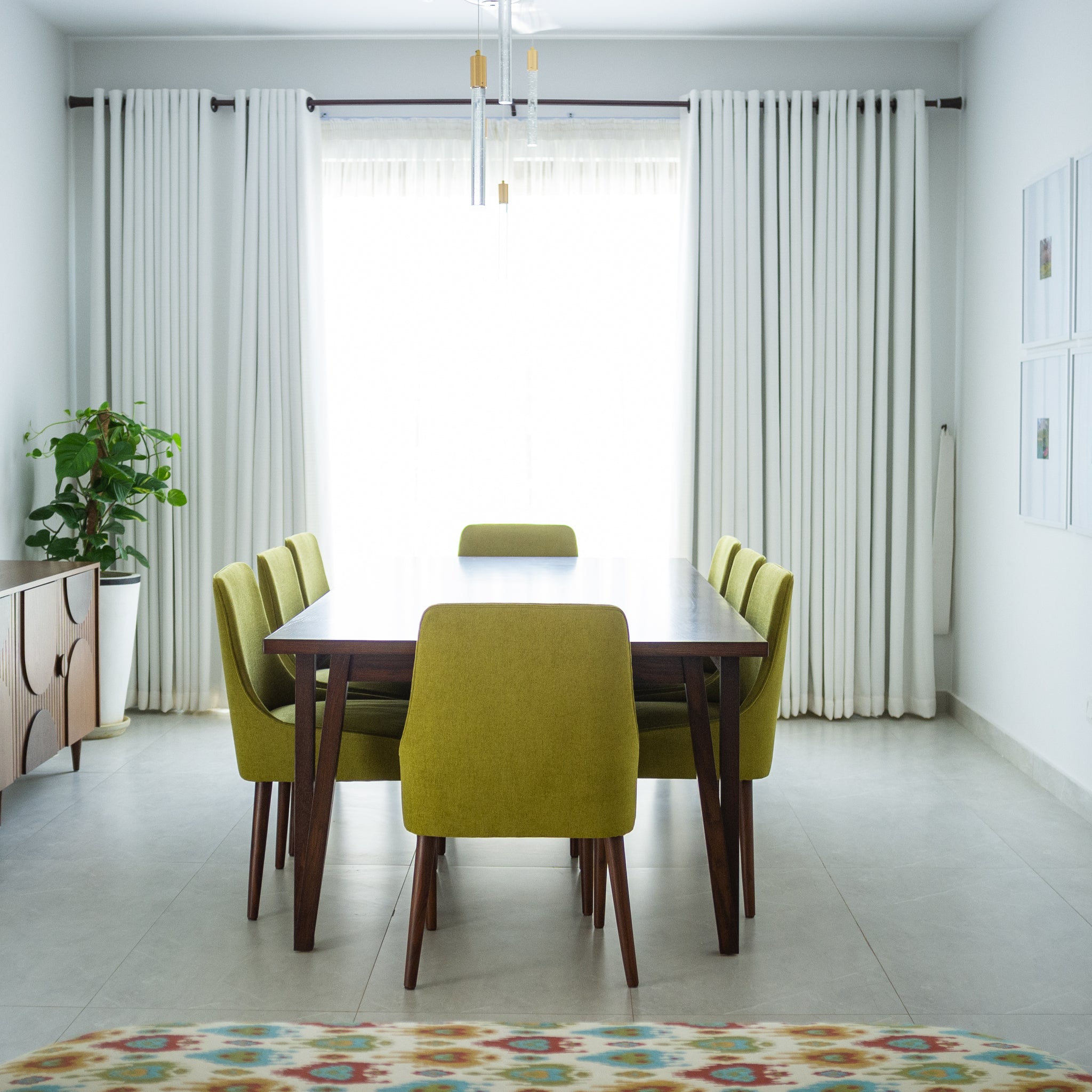 Oslo Dining Table