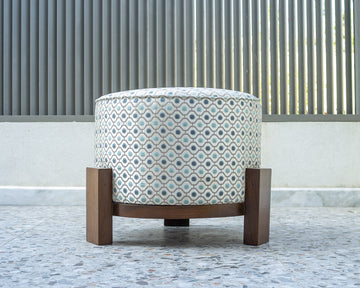 Midge Stool
