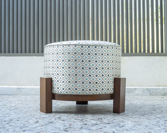 Midge Stool