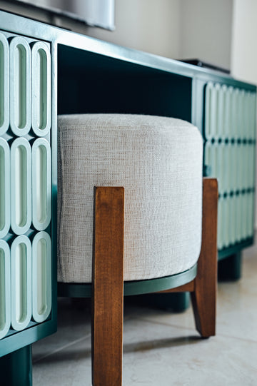 Z Stool