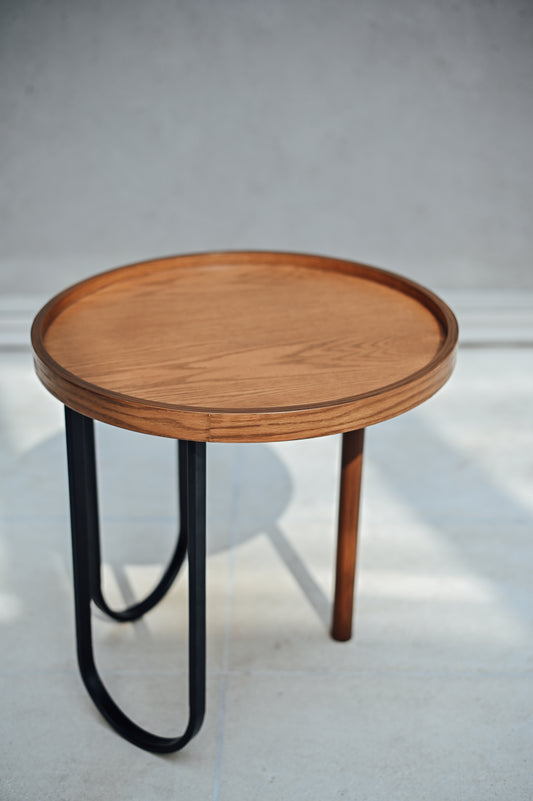 CurVee Side Table