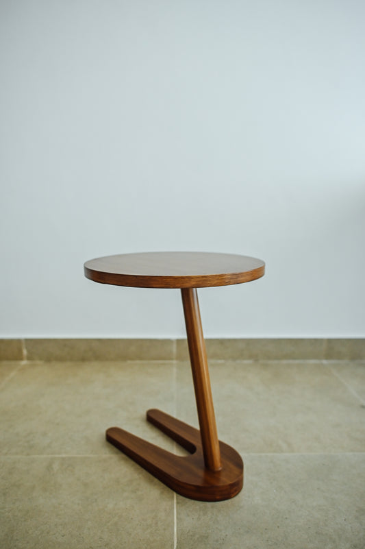 Daffy Side Table (Wood)