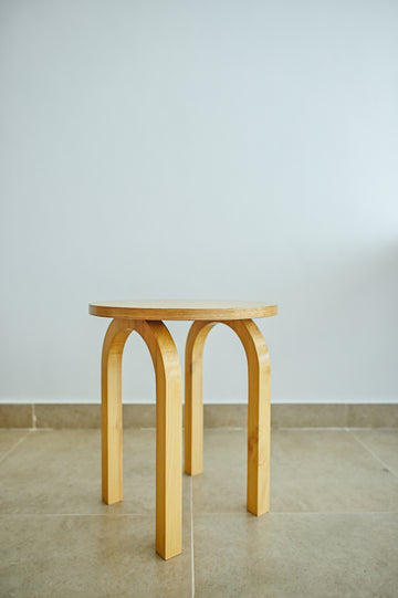 Squiggle Side Table