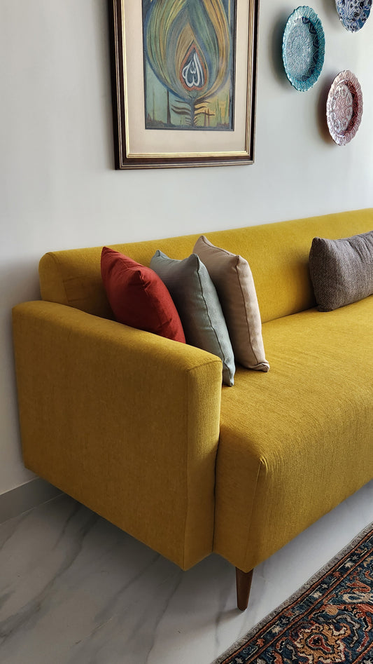 Kaanch Sofa